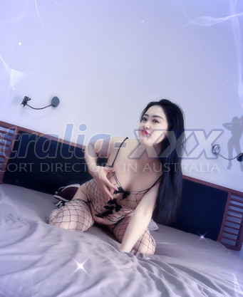 Photo escort girl Yaqi: the best escort service