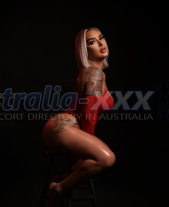 Photo escort girl NEFELI GREEK: the best escort service
