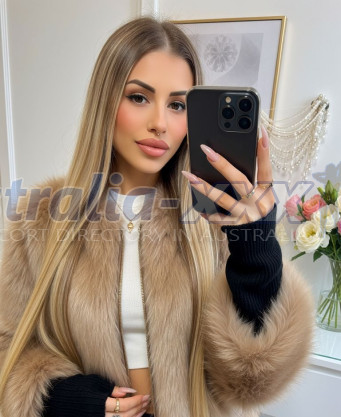 Photo escort girl Aline : the best escort service