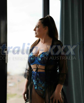 Photo escort girl Karmen: the best escort service