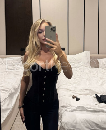 Photo escort girl Alin: the best escort service
