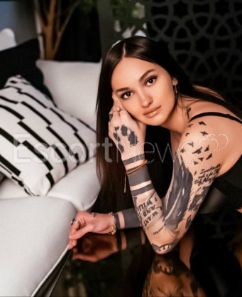 Photo escort girl Eva Kortez: the best escort service