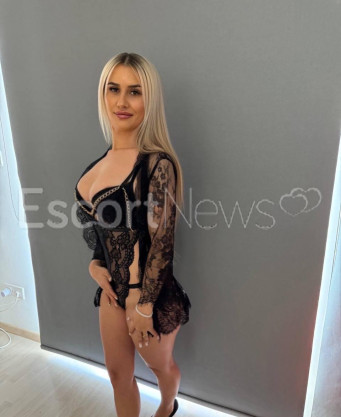 Photo escort girl ALEXIA: the best escort service