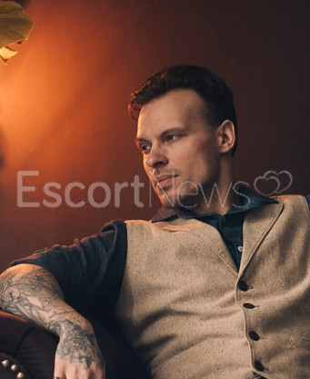 Photo escort girl Max Night: the best escort service