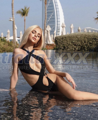 Photo escort girl Arina: the best escort service