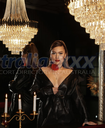 Photo escort girl Sakura: the best escort service