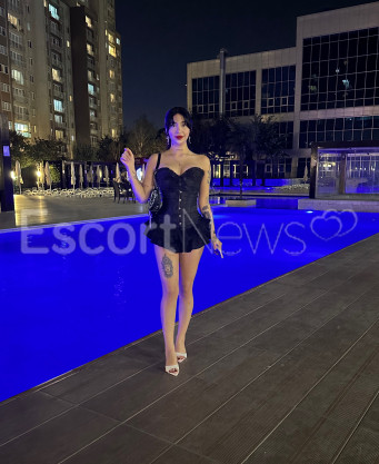 Photo escort girl Alara: the best escort service