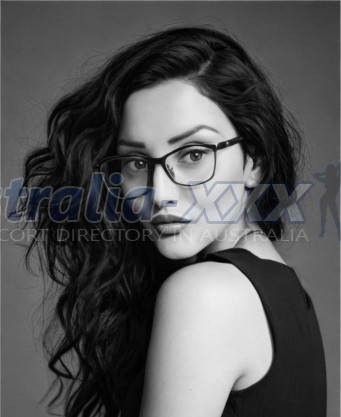 Photo escort girl Catalleya: the best escort service