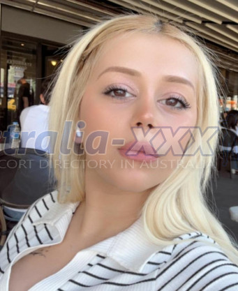 Photo escort girl GUNES: the best escort service