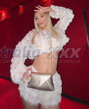 Photo escort girl LENA AURA: the best escort service