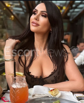 Photo escort girl yagmur: the best escort service