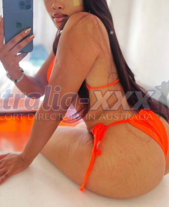 Photo escort girl Samaira: the best escort service