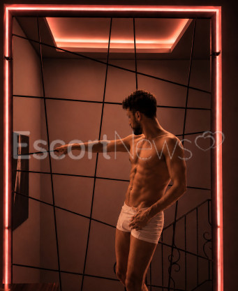 Photo escort girl Mike: the best escort service