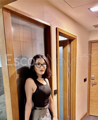 Photo escort girl Aya Zengin: the best escort service