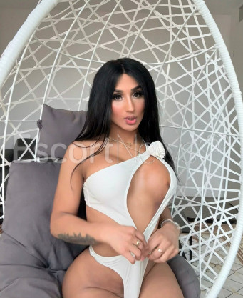 Photo escort girl Kendal: the best escort service