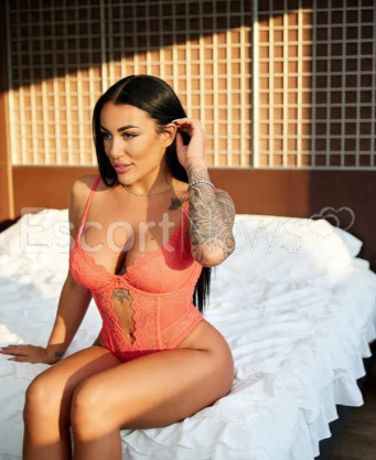 Photo escort girl Lucia: the best escort service