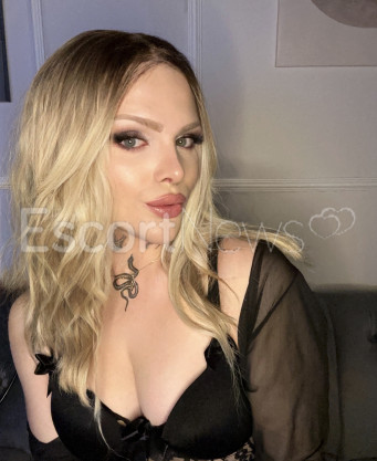 Photo escort girl Lenora Online: the best escort service