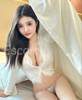 Photo escort girl Tubasa: the best escort service