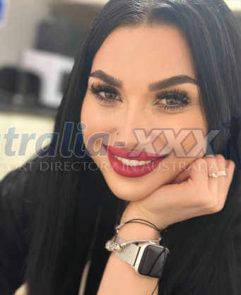 Photo escort girl Yasemine: the best escort service