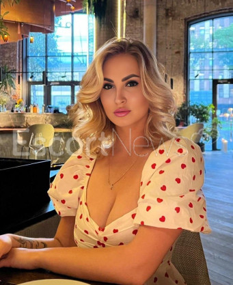 Photo escort girl Valentina: the best escort service