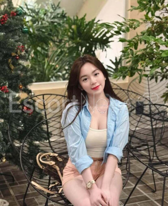 Photo escort girl Frida: the best escort service