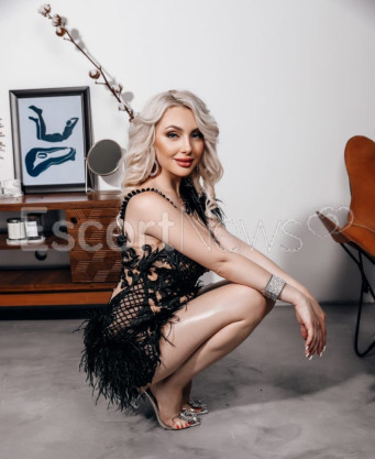 Photo escort girl Mira: the best escort service