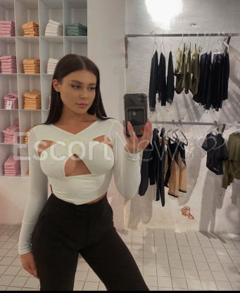 Photo escort girl Arash: the best escort service