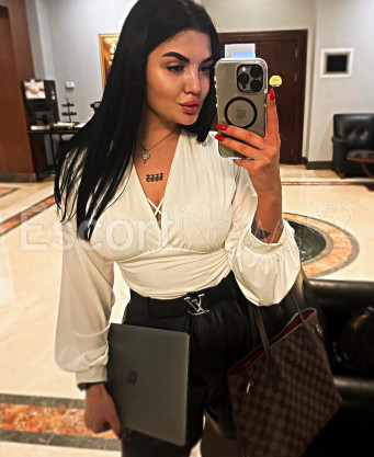 Photo escort girl Karine: the best escort service