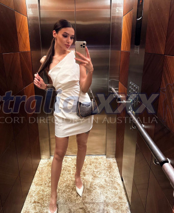 Photo escort girl Helen_Skinny: the best escort service