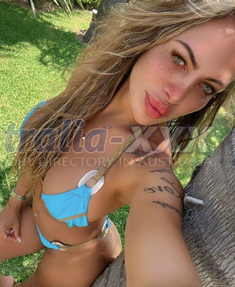 Photo escort girl July: the best escort service