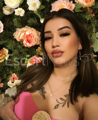 Photo escort girl Elyaa: the best escort service