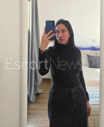 Photo escort girl TRIXIE: the best escort service