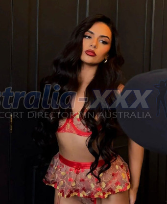 Photo escort girl roya: the best escort service