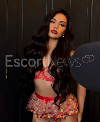 Photo escort girl roya: the best escort service
