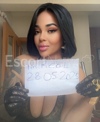 Photo escort girl Rihanna Lux: the best escort service