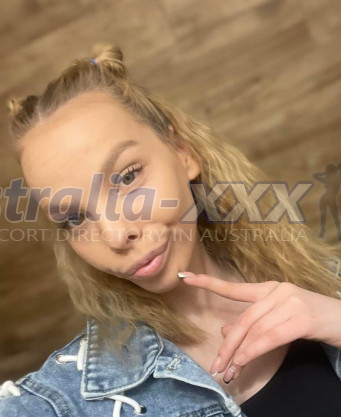 Photo escort girl FIFINA: the best escort service