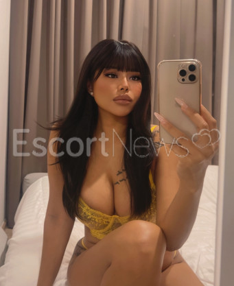 Photo escort girl Bella: the best escort service
