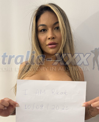 Photo escort girl Bruna: the best escort service