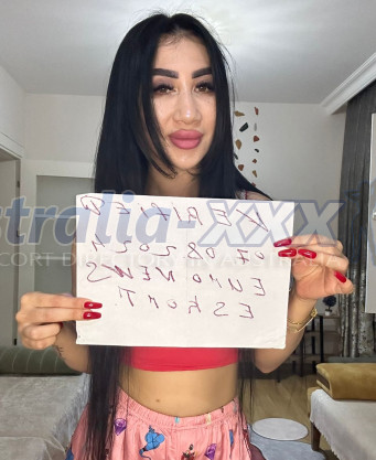 Photo escort girl Nazenin: the best escort service