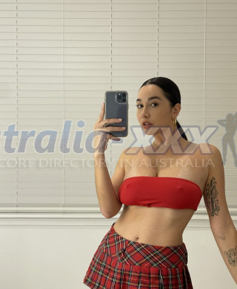 Photo escort girl Bellinealexx: the best escort service