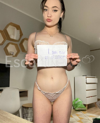 Photo escort girl Lina: the best escort service