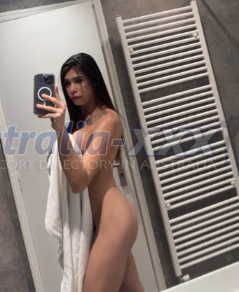 Photo escort girl Haley: the best escort service