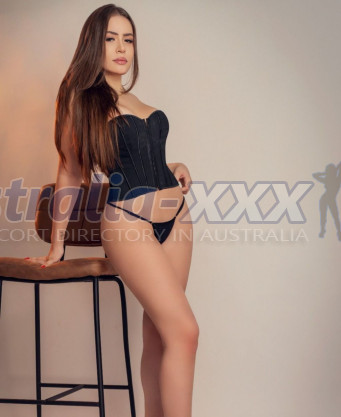 Photo escort girl Simona: the best escort service