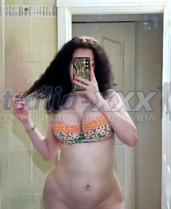 Photo escort girl EYLUL YERLITAS: the best escort service