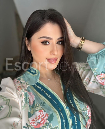 Photo escort girl Karina: the best escort service