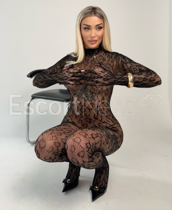 Photo escort girl Victoria fox: the best escort service