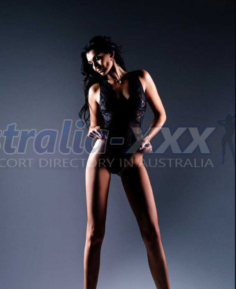 Photo escort girl Tori: the best escort service