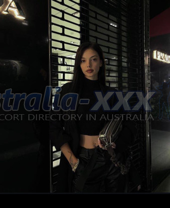 Photo escort girl Azra: the best escort service