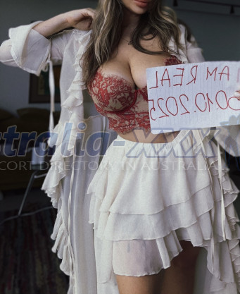 Photo escort girl Alexandra: the best escort service