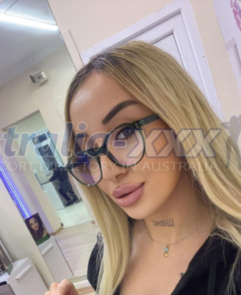 Photo escort girl Devin: the best escort service